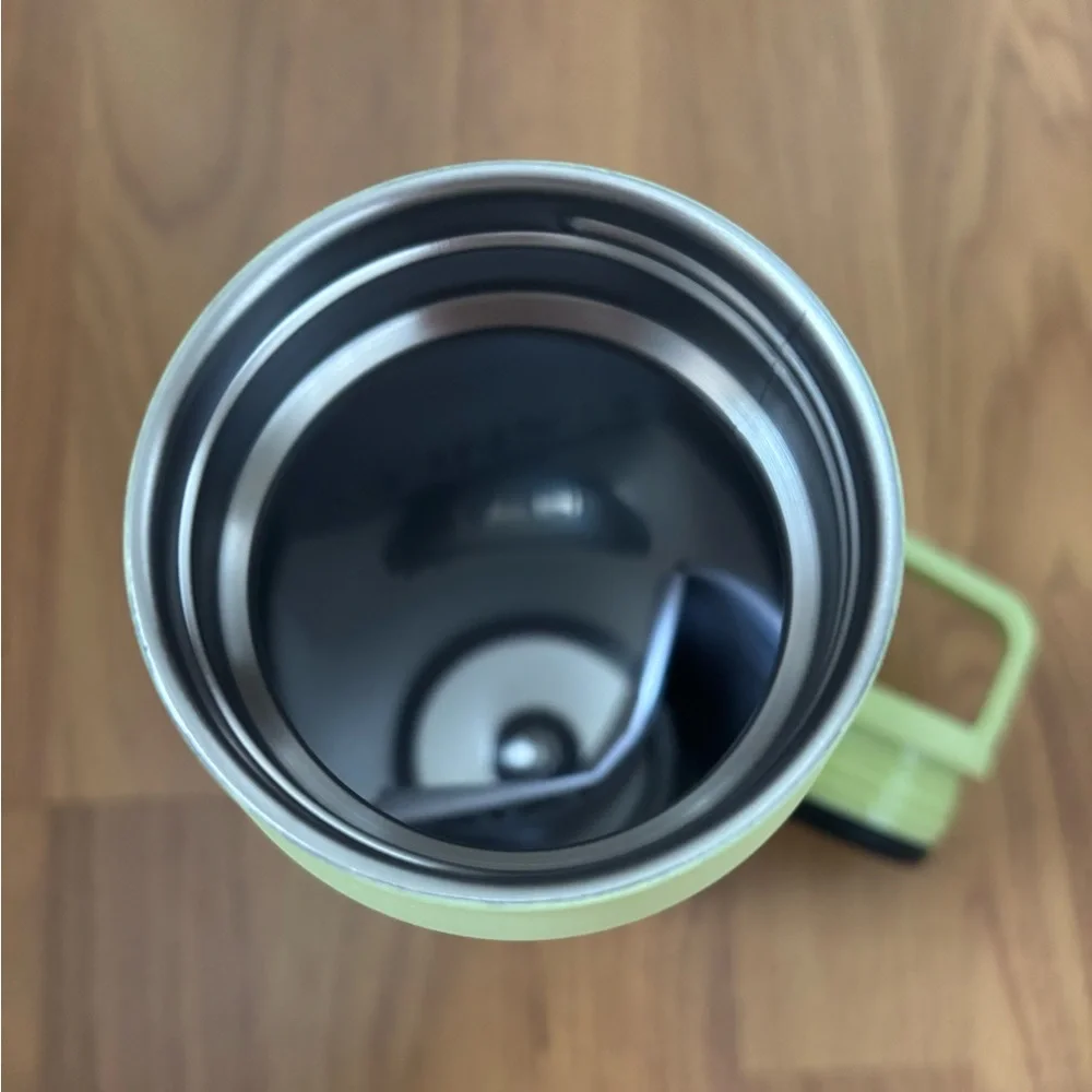 NEW Stanley IceFlow AeroLight Citron Green Insulated Water Bottle 24oz - Picture 4 of 7